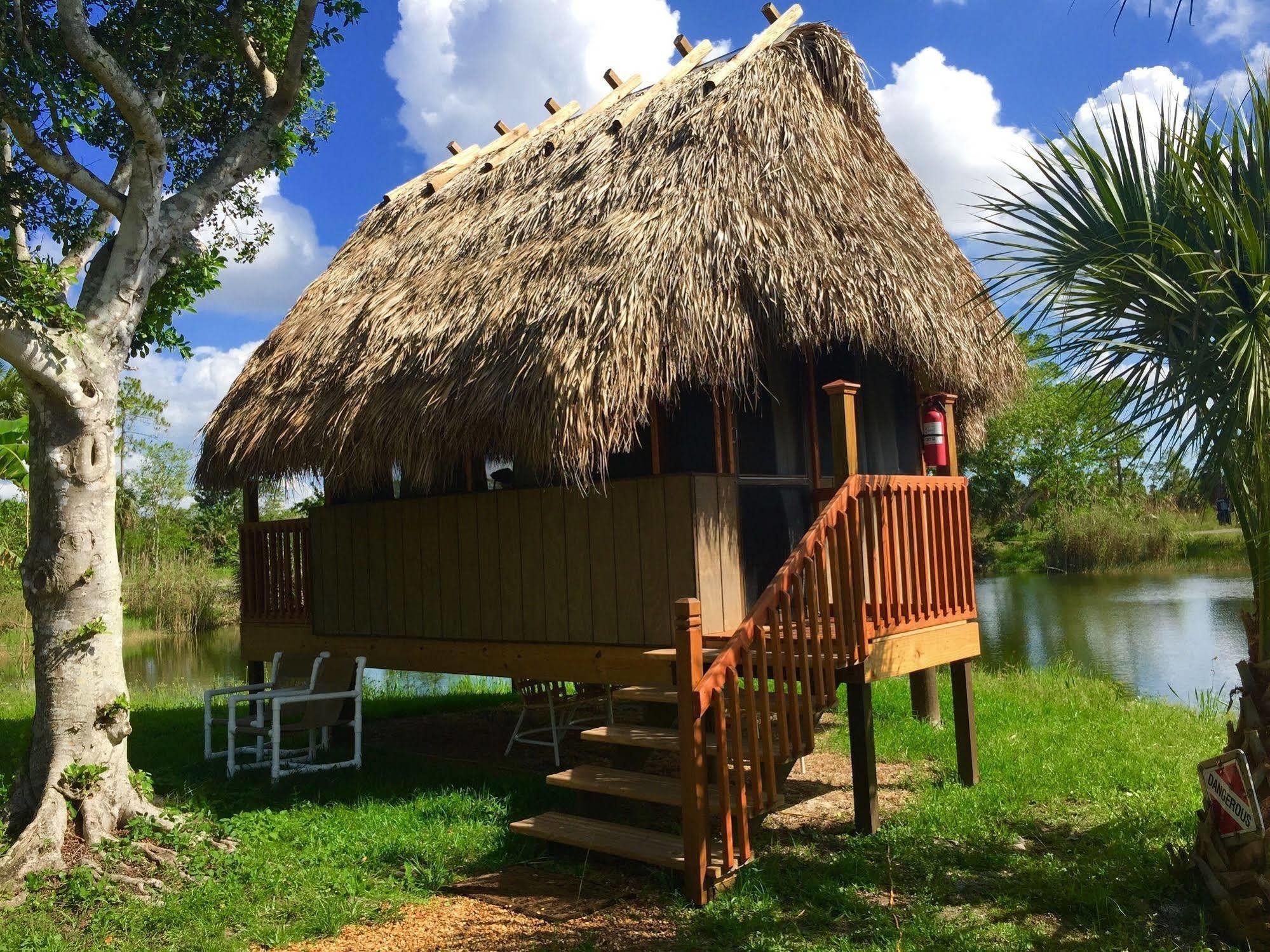 Everglades Chickee Cottage & Bungalow - Ochopee Eksteriør bilde