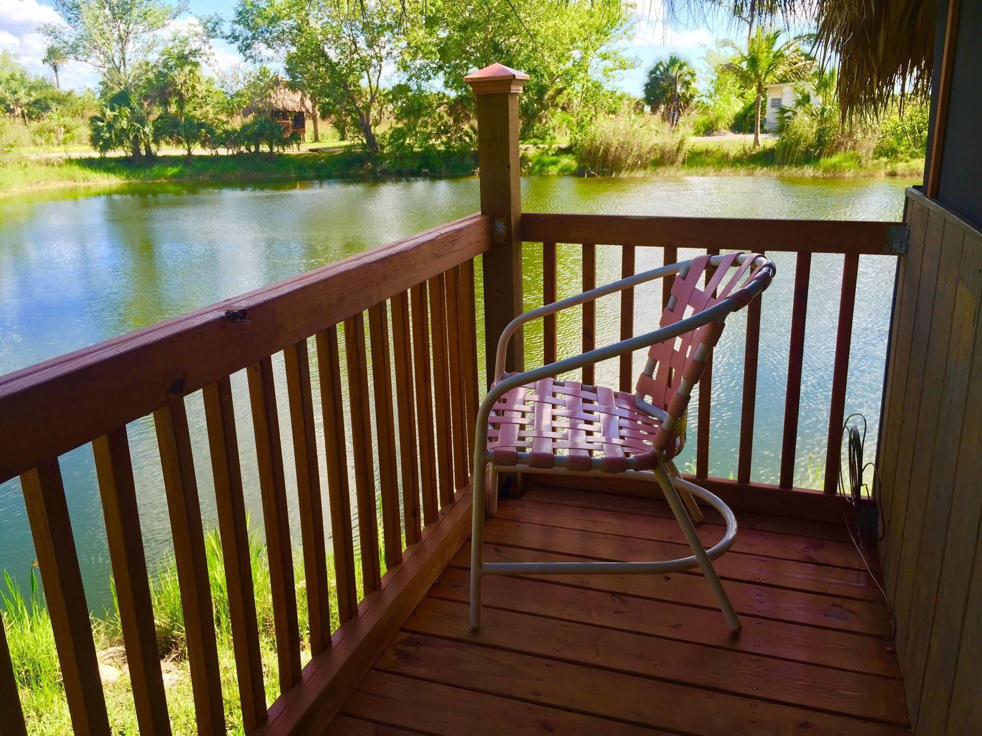 Everglades Chickee Cottage & Bungalow - Ochopee Eksteriør bilde